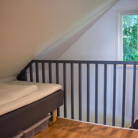 2 Bedroom Amazing Home In Fjaelkinge 외부 사진