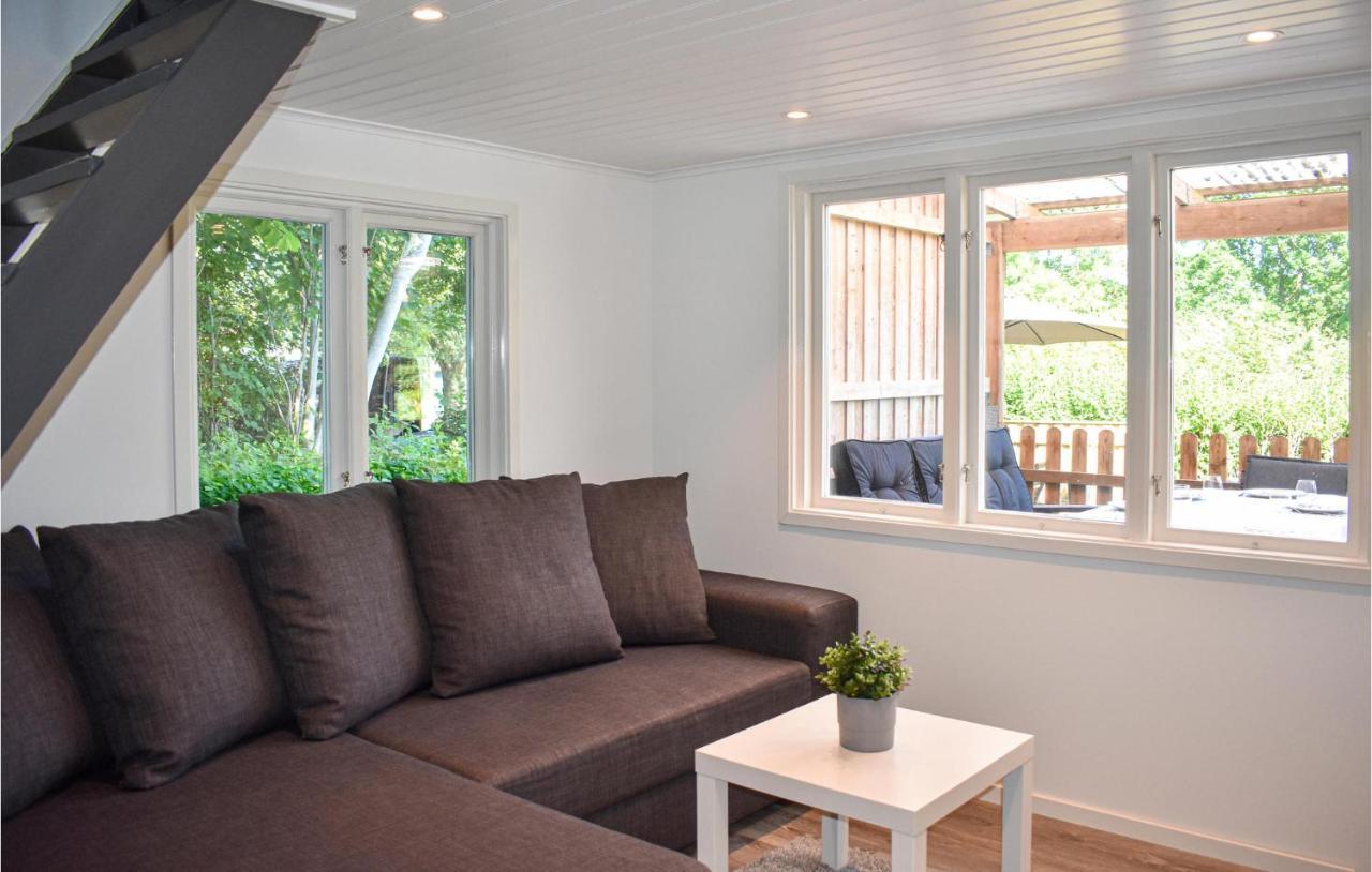 2 Bedroom Amazing Home In Fjaelkinge 외부 사진